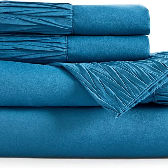 4 PCS Sheets Set  - Soft Bed Sheets , Cooling Microfiber - Picture 14 of 16